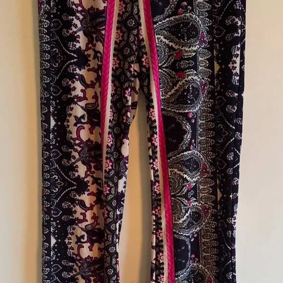 Shosho Black and Pink Patterned Flare Pants - Picture 5 of 9